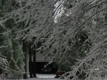 icestorm-looking-togaragedoor.jpg